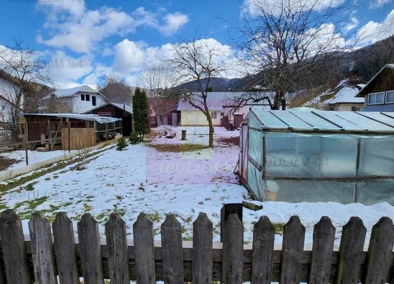 Teren de 667 mp, în Azuga