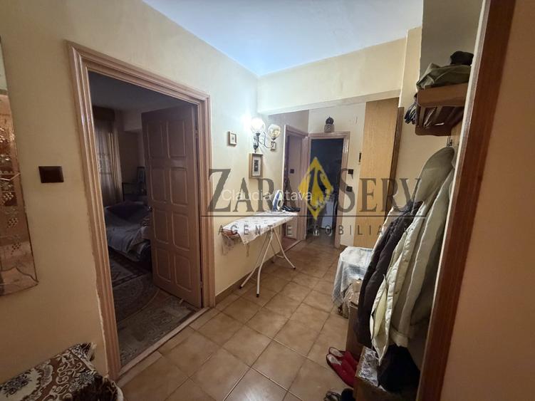 Apartament 3 camere decomandat