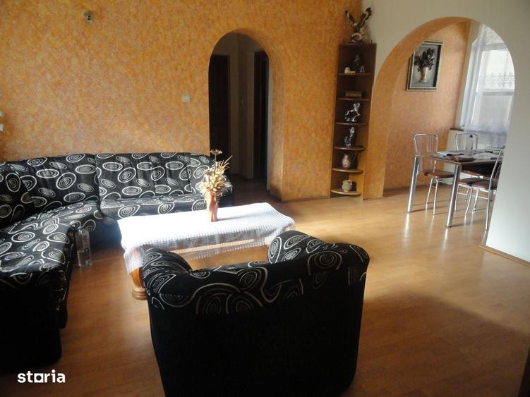 Casă cu 4 camere cu Teren 1278 Mp în Micălaca