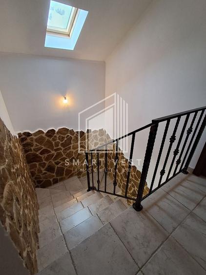 Casă individuală cu 5 camere cu Canalizare în Ambud