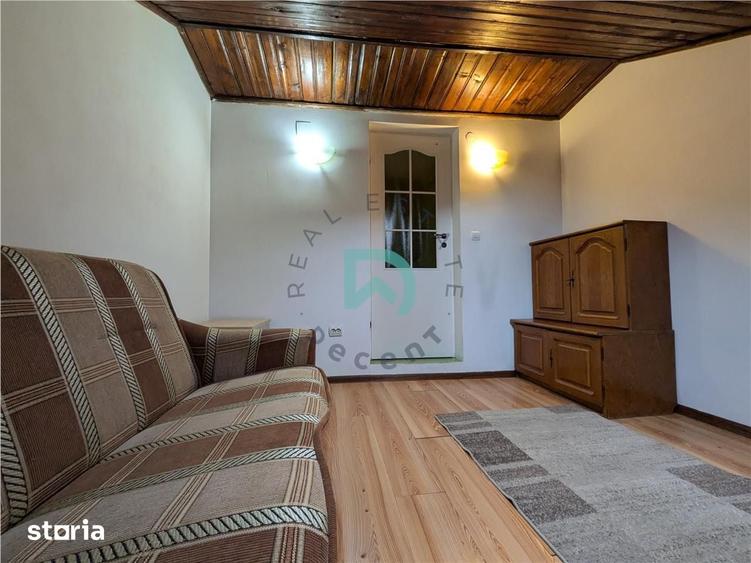 Apartament cu 3 camere decomandat în Valea Cetății