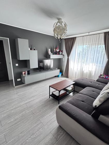Apartament cu 2 camere semidecomandat în Central