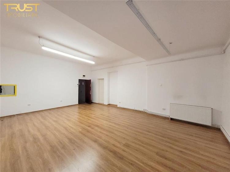 Birou, de 60 mp, în Ultracentral