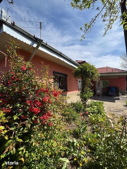 Casă cu 3 camere cu Teren 600 Mp în Central