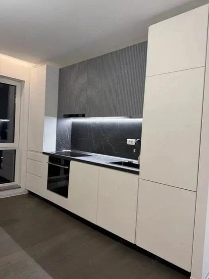 Apartament cu 2 camere semidecomandat în Buziașului