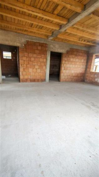Casă cu 3 camere cu Teren 500 Mp în Sântandrei