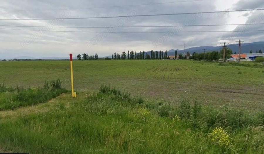 Teren de 21000 mp, în Central