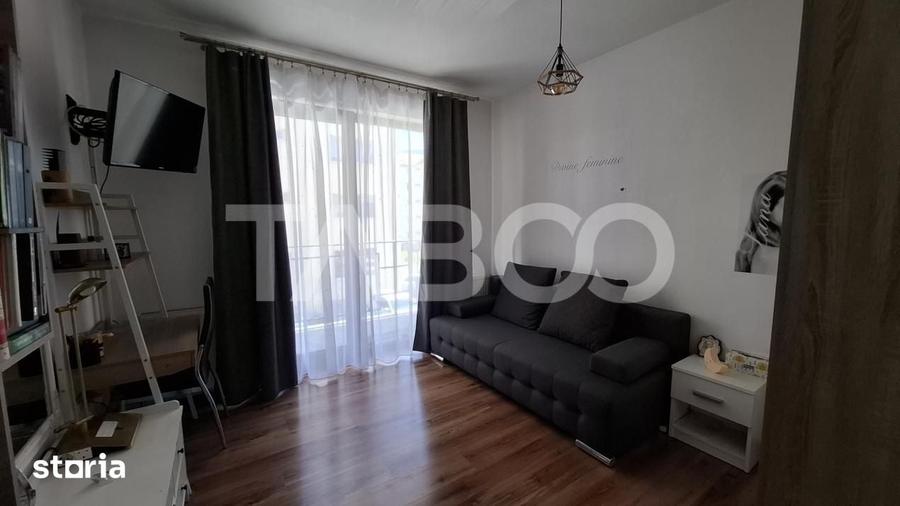 Apartament cu 3 camere decomandat în Turnișor