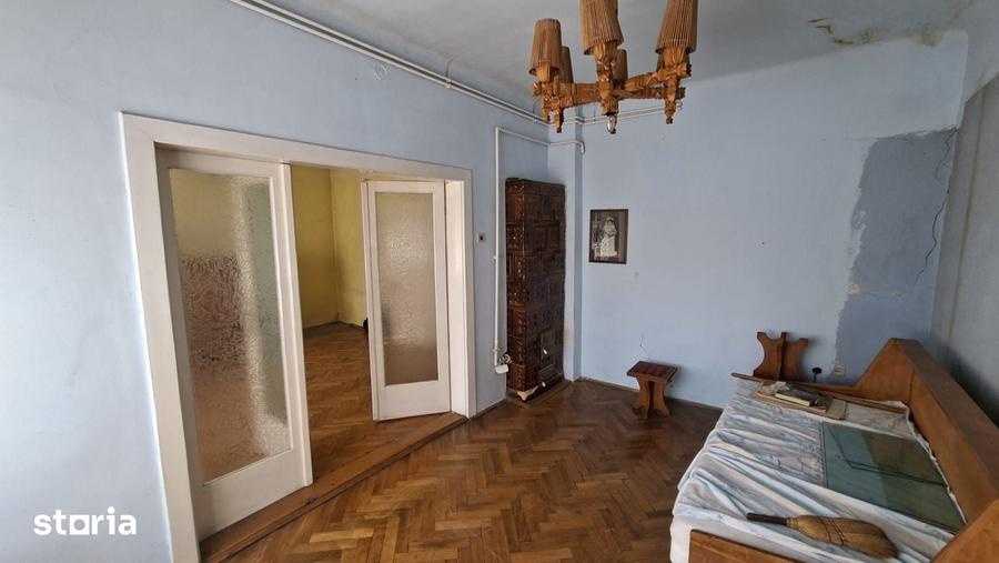Casă cu 2 camere cu Teren 126 Mp în Central