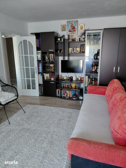 Apartament cu 2 camere decomandat în Exterior Vest