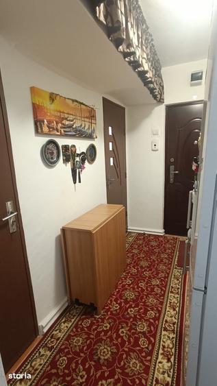 Apartament cu 2 camere nedecomandat în Republicii