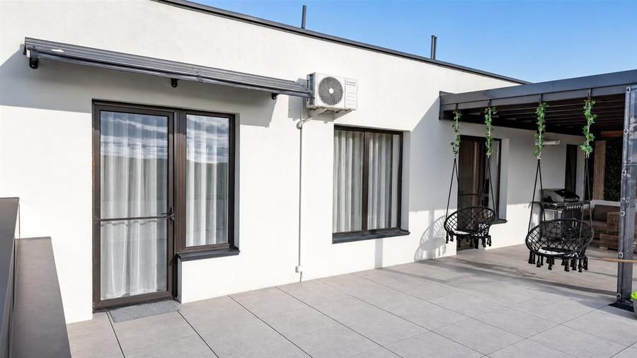 Apartament cu 2 camere decomandat, mobilat în Exterior Vest