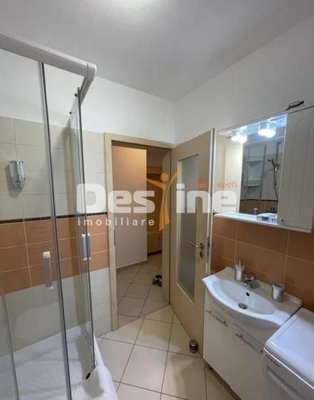 Apartament cu 2 camere decomandat în Aradului