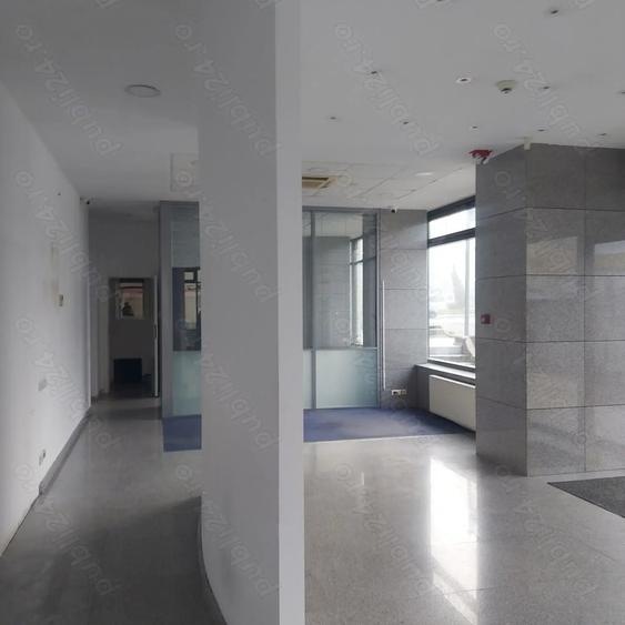 Spațiu comercial, de 140 mp, în Central