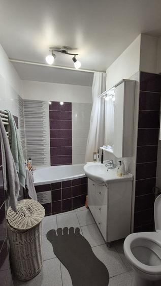 Apartament cu 2 camere decomandat în Mărăști