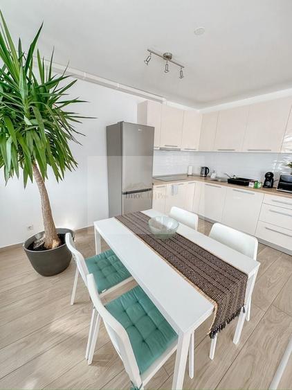 Apartament cu 2 camere semidecomandat, mobilat în Dâmbul Rotund