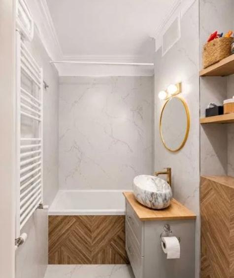 Apartament cu 3 camere decomandat, mobilat în Titan