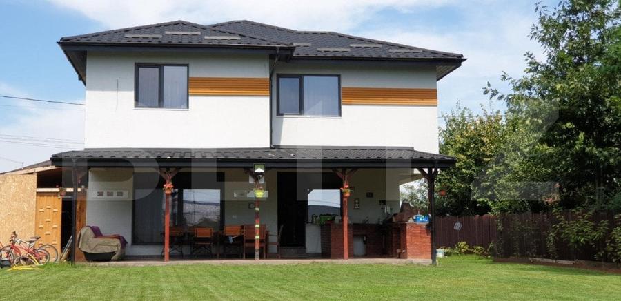 Casă individuală cu 4 camere cu Garaj în Valea Lupului
