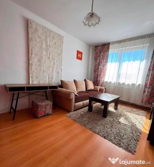 Apartament cu 2 camere semidecomandat în Gară