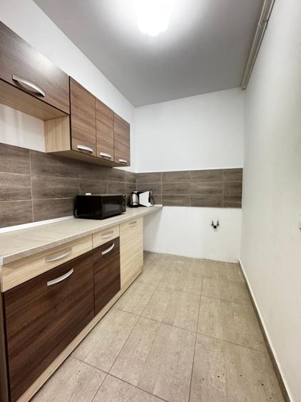 Spațiu comercial, de 42 mp, în Decebal