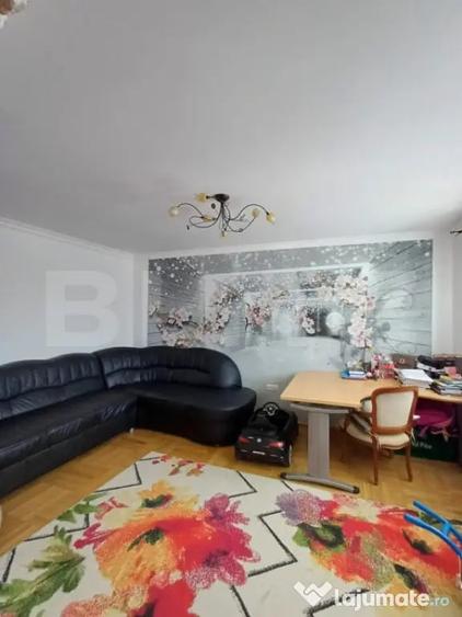 Casă cu 5 camere cu Teren 980 Mp în Mihai Viteazu