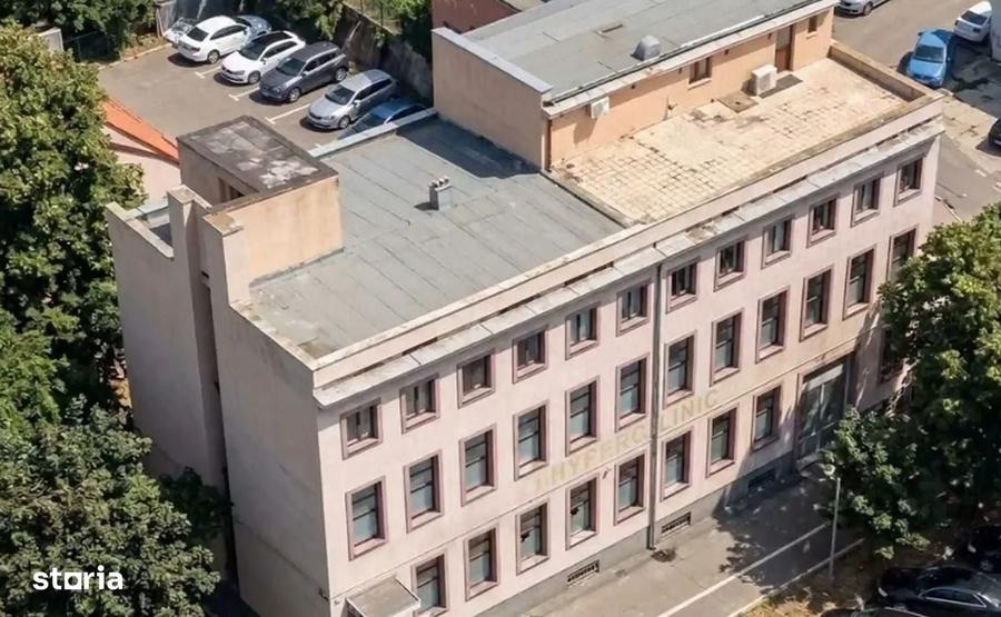 Spațiu comercial, de 1,000 mp, în Ultracentral