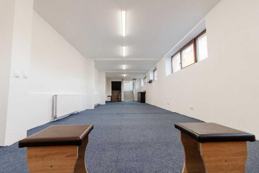 Spațiu comercial, de 61 mp, în Central