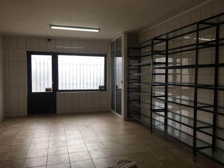 Spațiu comercial, de 50 mp, în CET