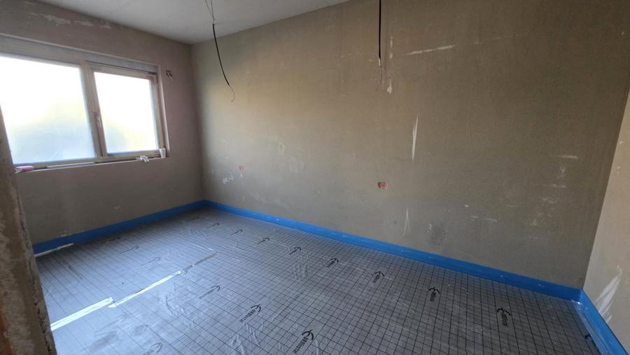 Duplex cu 5 camere cu Canalizare în Dumbrăvița