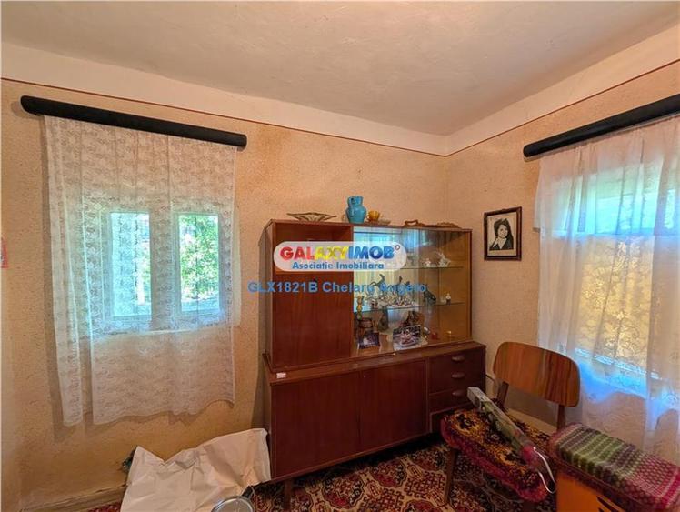 Casă cu 3 camere cu Teren 3000 Mp în Lipia