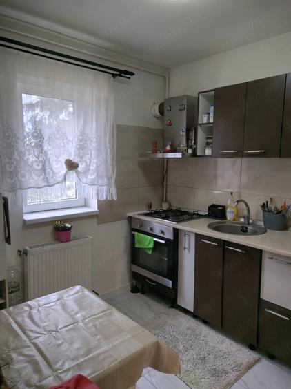 Apartament cu 2 camere decomandat în Tărtășești