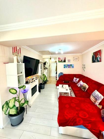 Duplex cu 3 camere cu Canalizare în Moșnița Veche