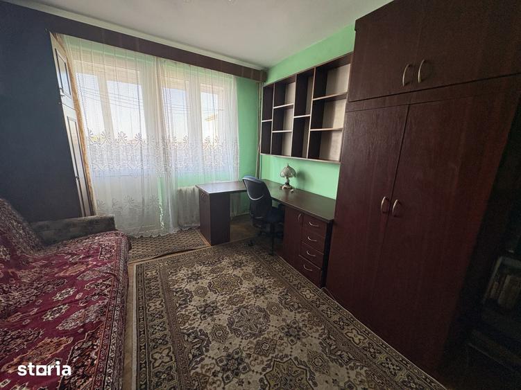 Apartament cu 3 camere în Iosia
