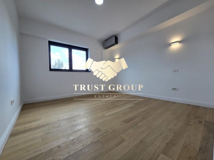 Apartament cu 3 camere decomandat în Polonă