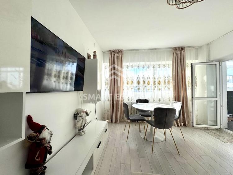 Apartament cu 3 camere decomandat, mobilat în Colentina