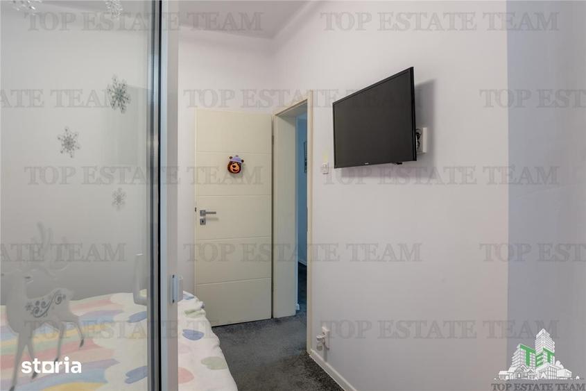 Casă cu 4 camere cu Teren 175 Mp în Vatra Luminoasă