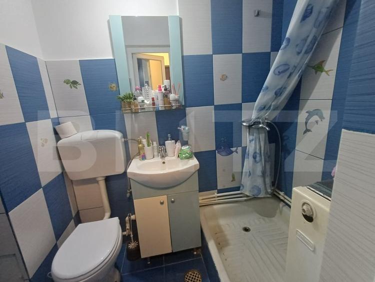 Garsonieră decomandată, mobilată în Plopilor