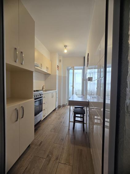 Apartament cu 2 camere decomandat în Gară