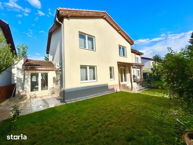 Casă cu 4 camere cu Teren 178 Mp în Central