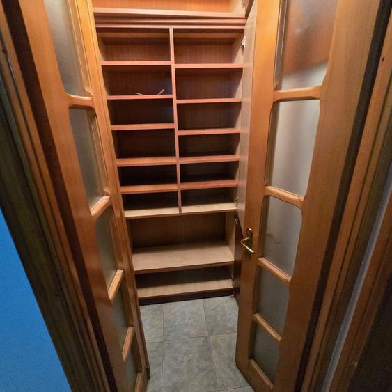 Apartament cu 3 camere decomandat, mobilat în Zimbru