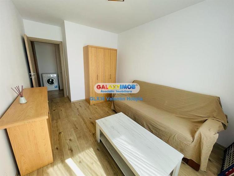 Apartament cu 3 camere semidecomandat, mobilat în Băneasa