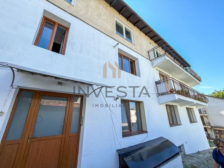 Apartament cu 3 camere semidecomandat în Andrei Mureșanu