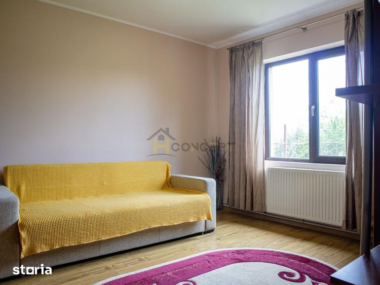 Casă cu 10 camere cu Teren 851 Mp în Clinceni