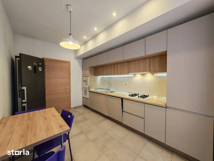 Apartament cu 3 camere decomandat în Pipera