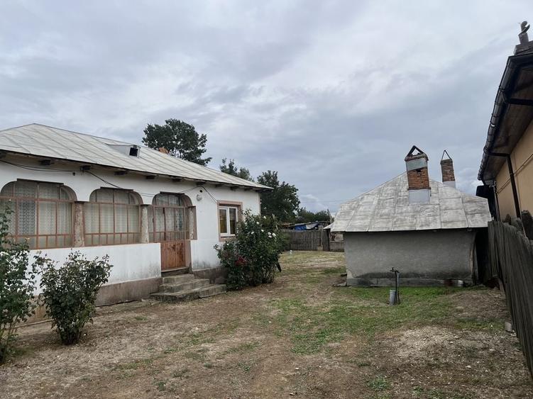 Casă cu 2 camere în Izvoru