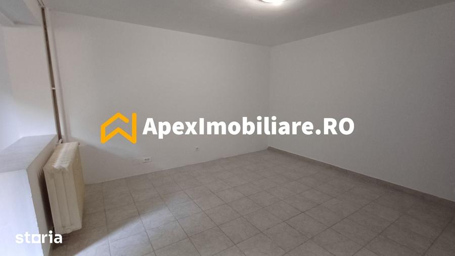 Garsonieră decomandată în Drumul Taberei