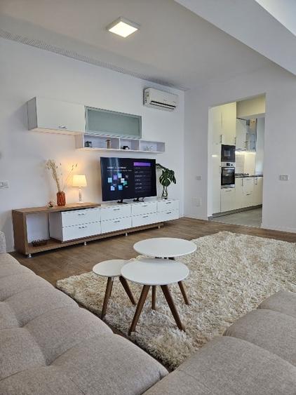 Apartament cu 2 camere decomandat, mobilat în Pipera
