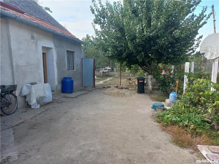 Casă cu 3 camere în Gaiu Mic