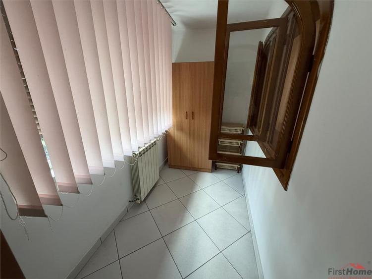 Apartament cu 2 camere decomandat în Est