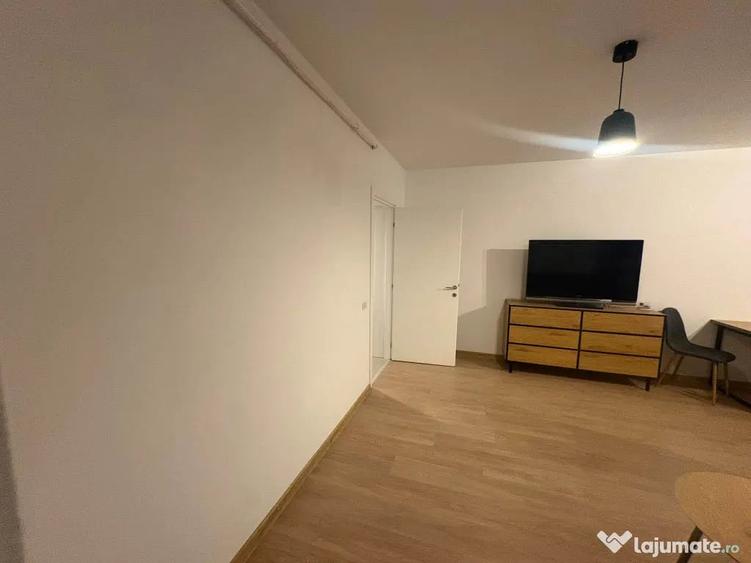 Apartament cu 2 camere decomandat în Sânpetru